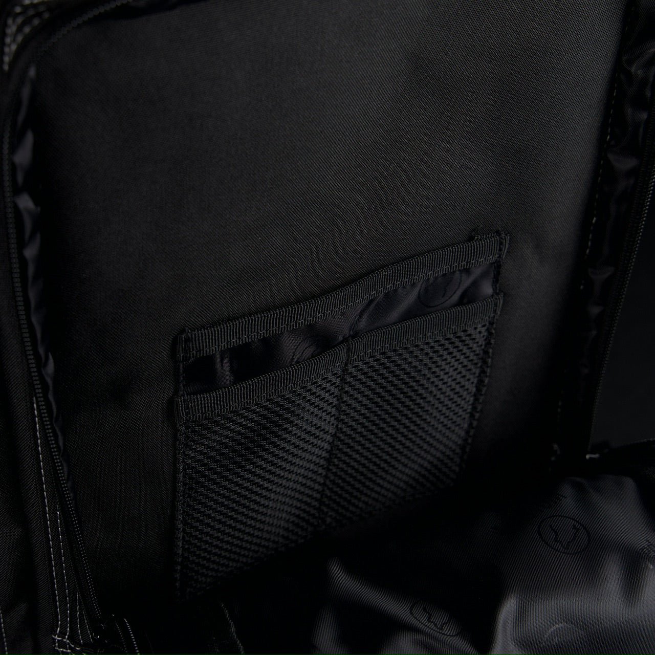 25L Backpack Black Phantom