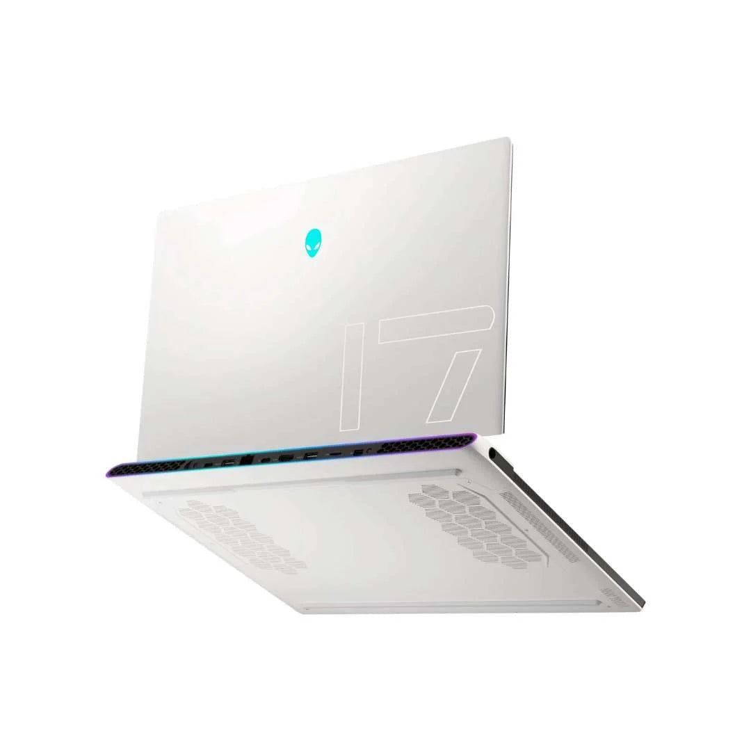 Alienware x17 R1 – 17.3" FHD – Intel Core i7-11800H – 16GB RAM – NVIDIA GeForce RTX 3070 – 2TB SSD + 256GB SSD – Lunar Light