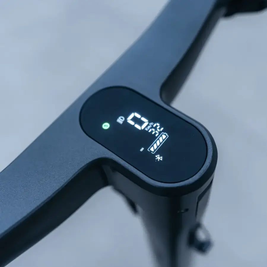 Apollo - Air Premium Electric Scooter w/43 mi Max Range & 21 mph Max Speed - Space Gray