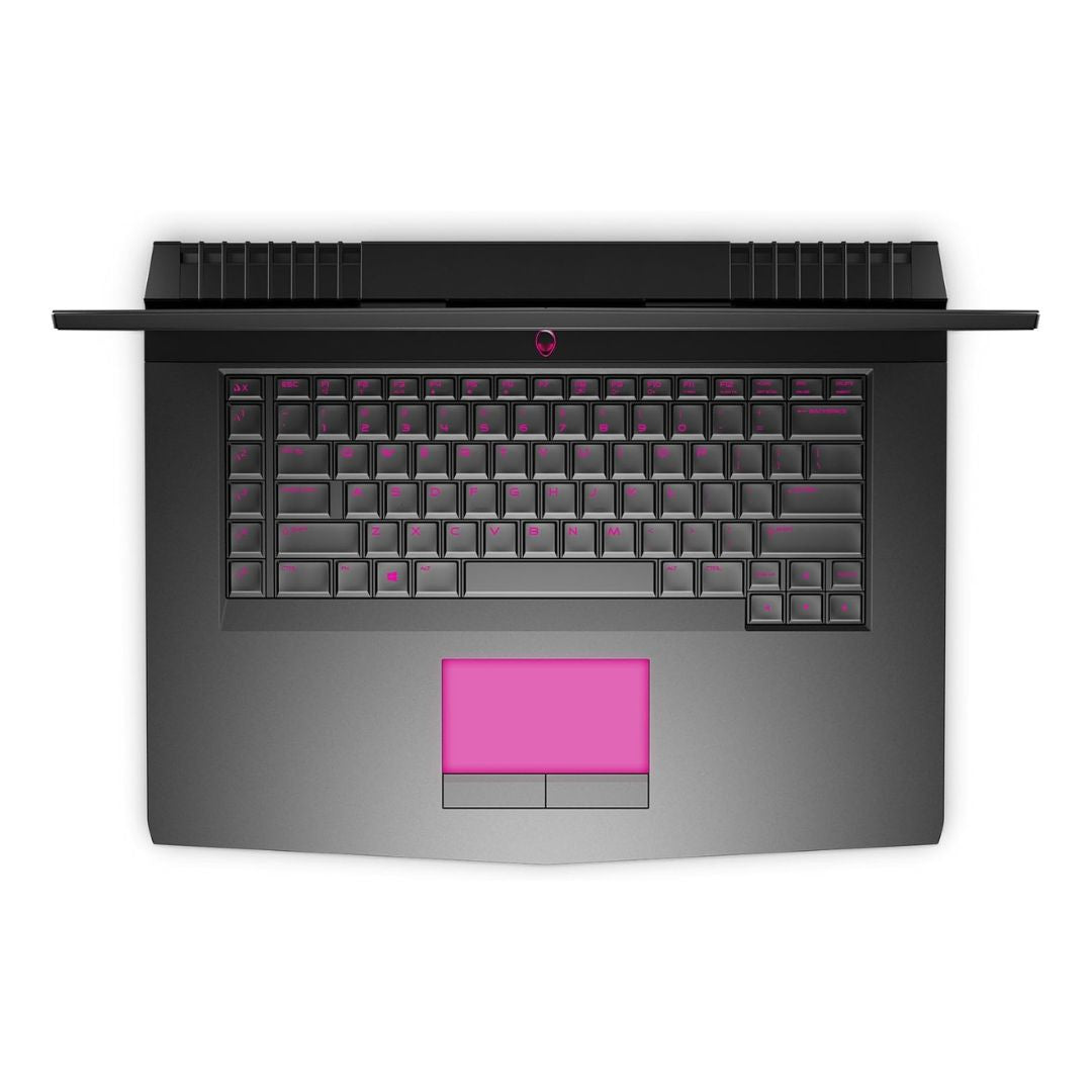 Alienware 15 R3 – 15.6" FHD – i7-7700HQ – 16GB RAM – GTX 1070 – 500GB SSD – Black