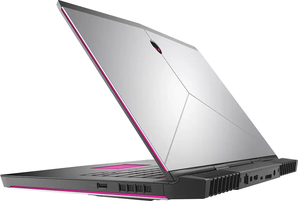 Alienware M15 R3 Gaming Laptop 15.6" - i7-7700HQ - GTX 1070 - 16GB DDR4 - 2TB SSD