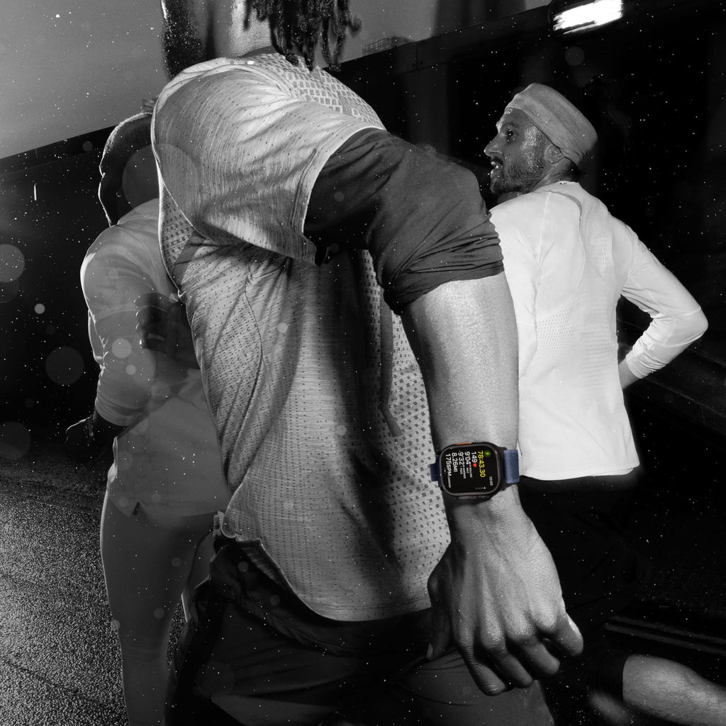 Apple Watch Ultra 2 (GPS + Cellular) 49mm Titanium Case with Black Trail Loop - M/L - Black