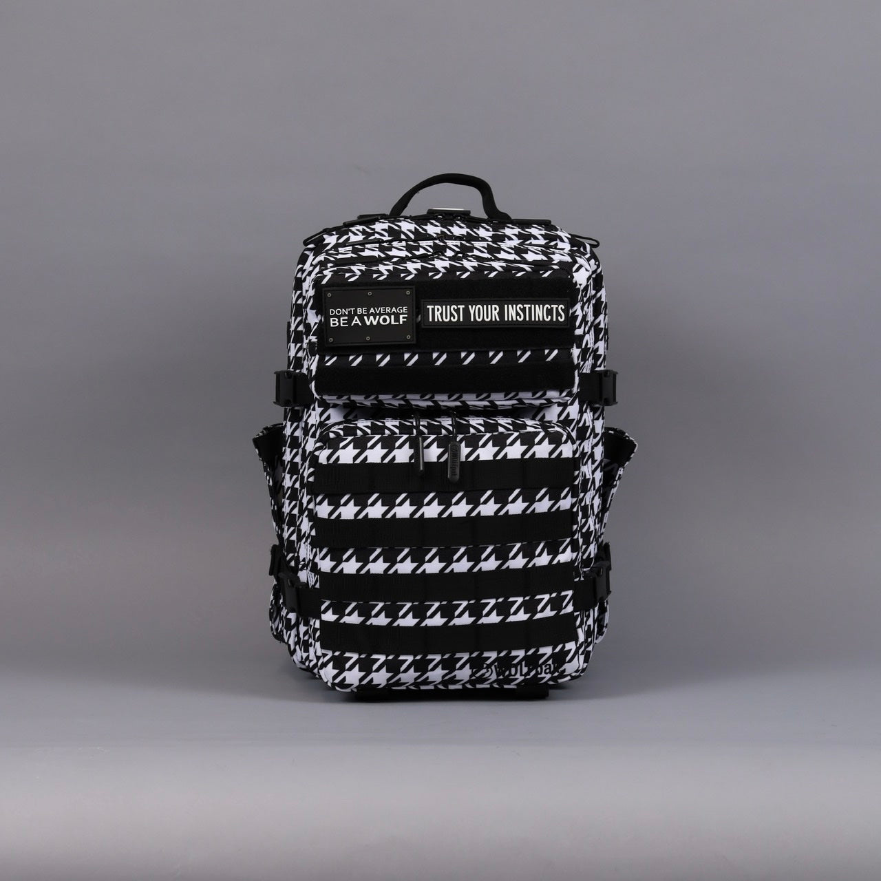 35L Backpack Houndstooth