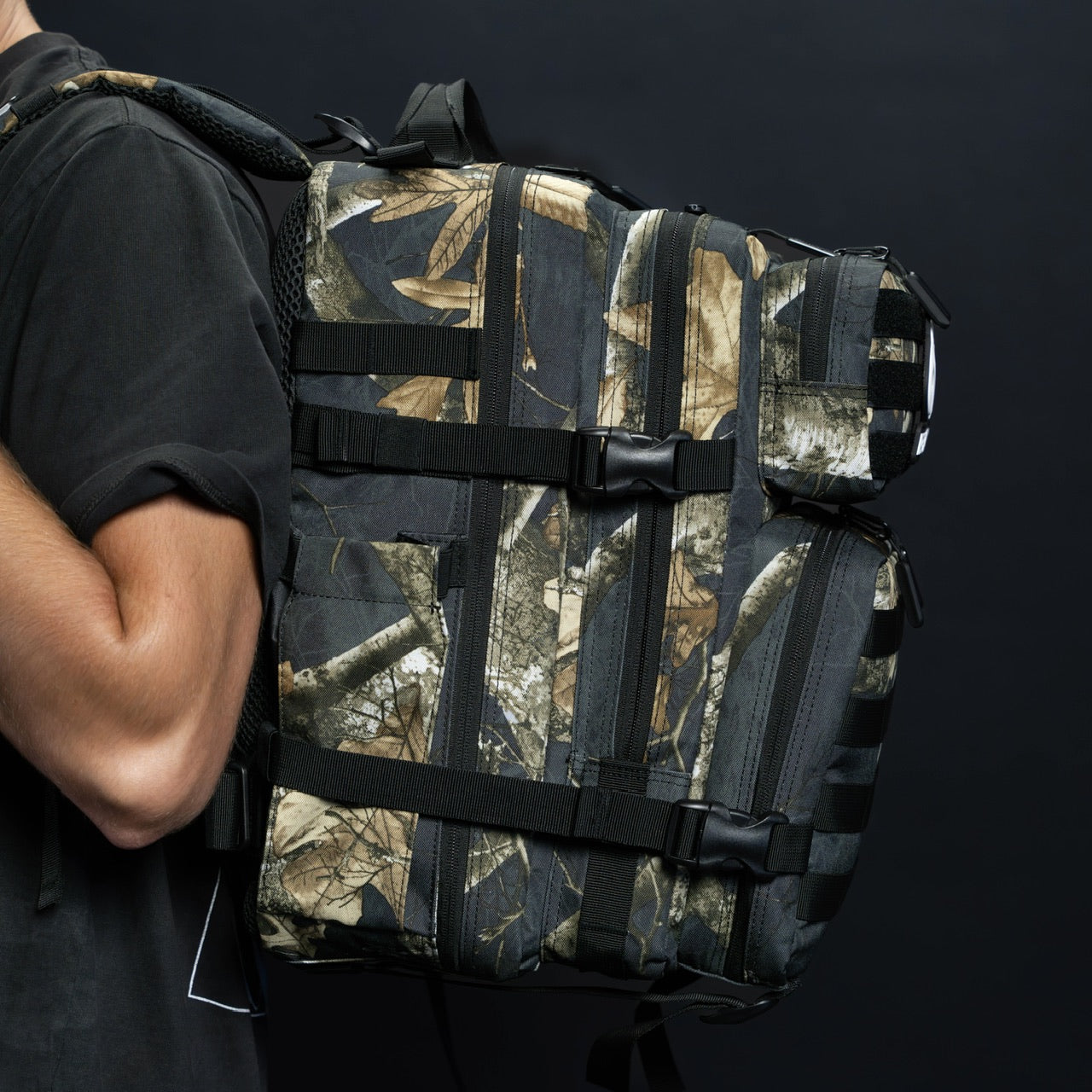 35L Realtree Edge Black Meal Prep Management