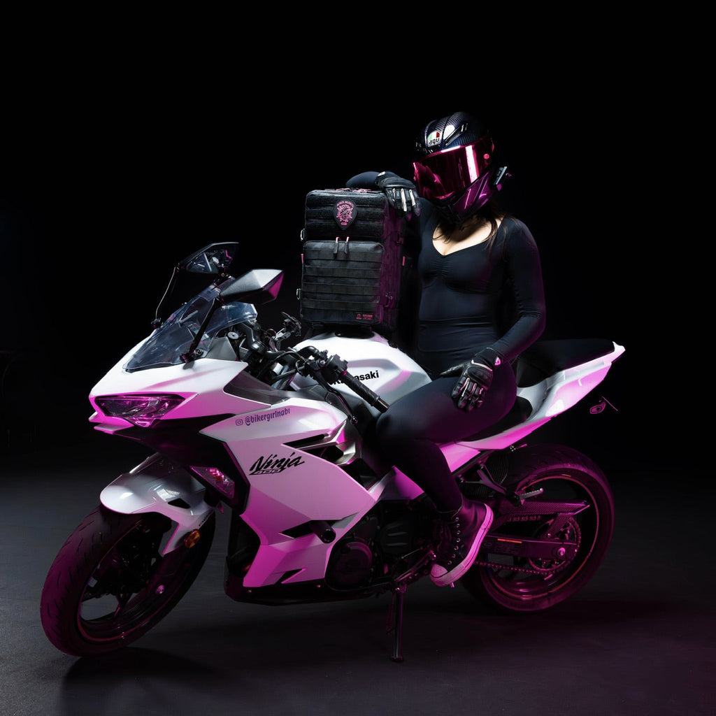 25L Backpack Black Hearts