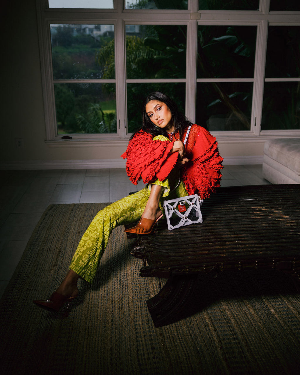 75001 PARIS CROSSOVER CLUTCH W/ SHOULDER STRAP