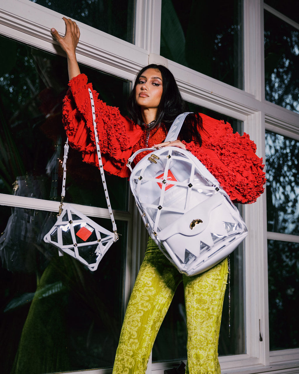 75001 PARIS CROSSOVER CLUTCH W/ SHOULDER STRAP