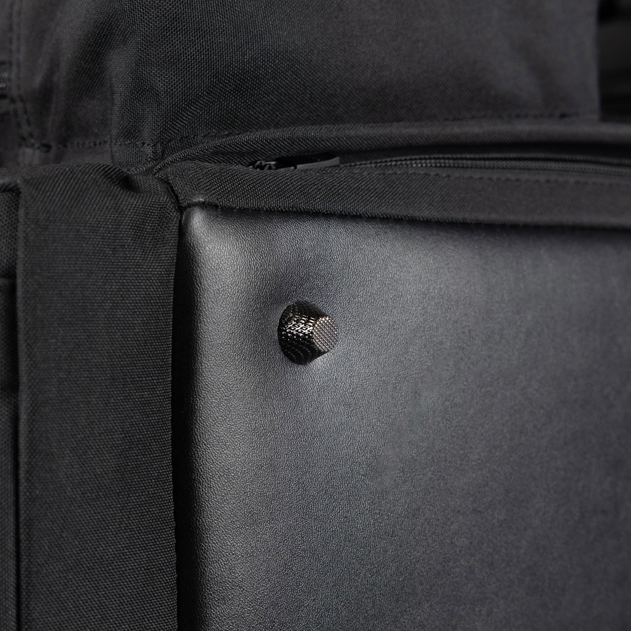 40L Ultimate Duffle Bag Alpha Black