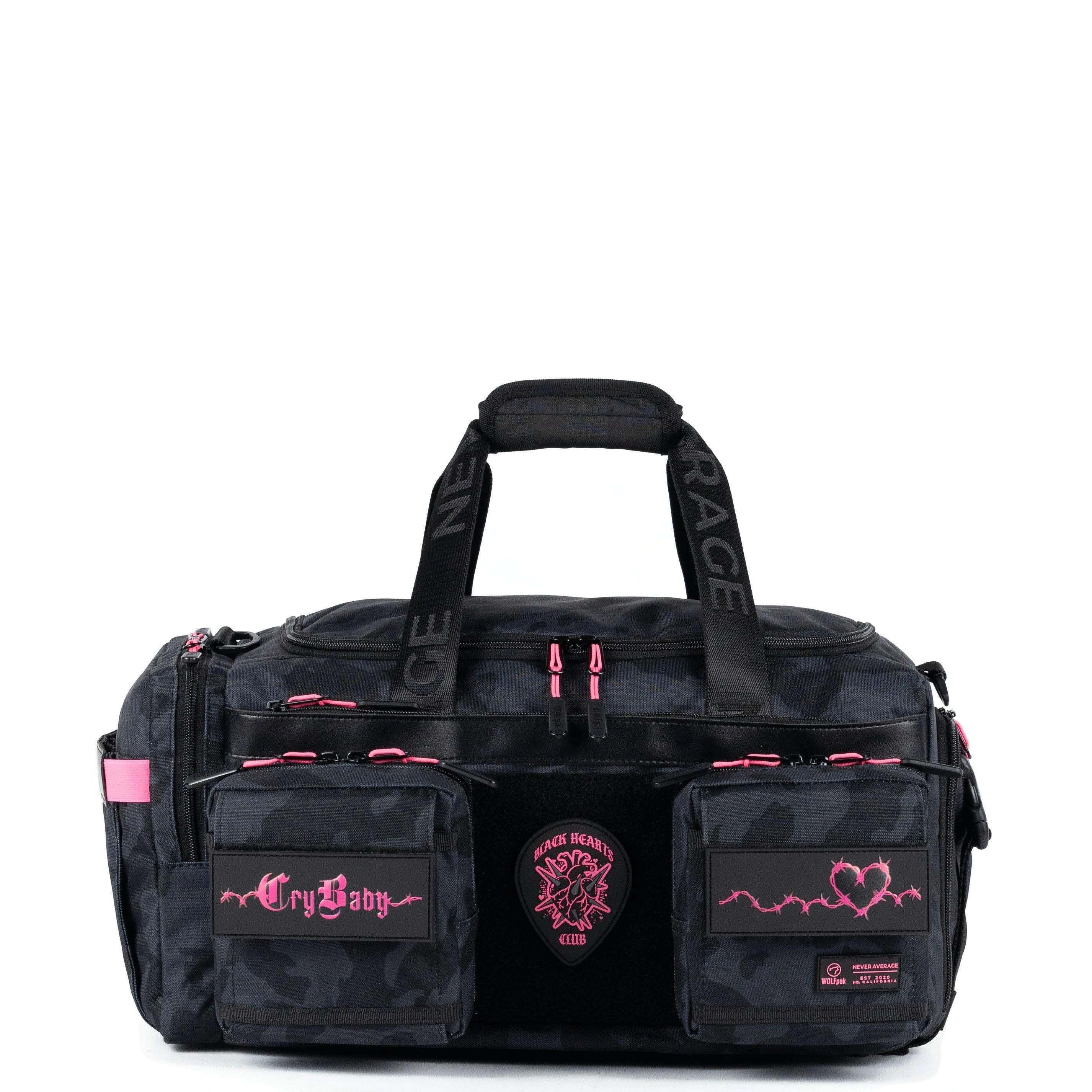 30L Perfect Duffle Bag Black Hearts
