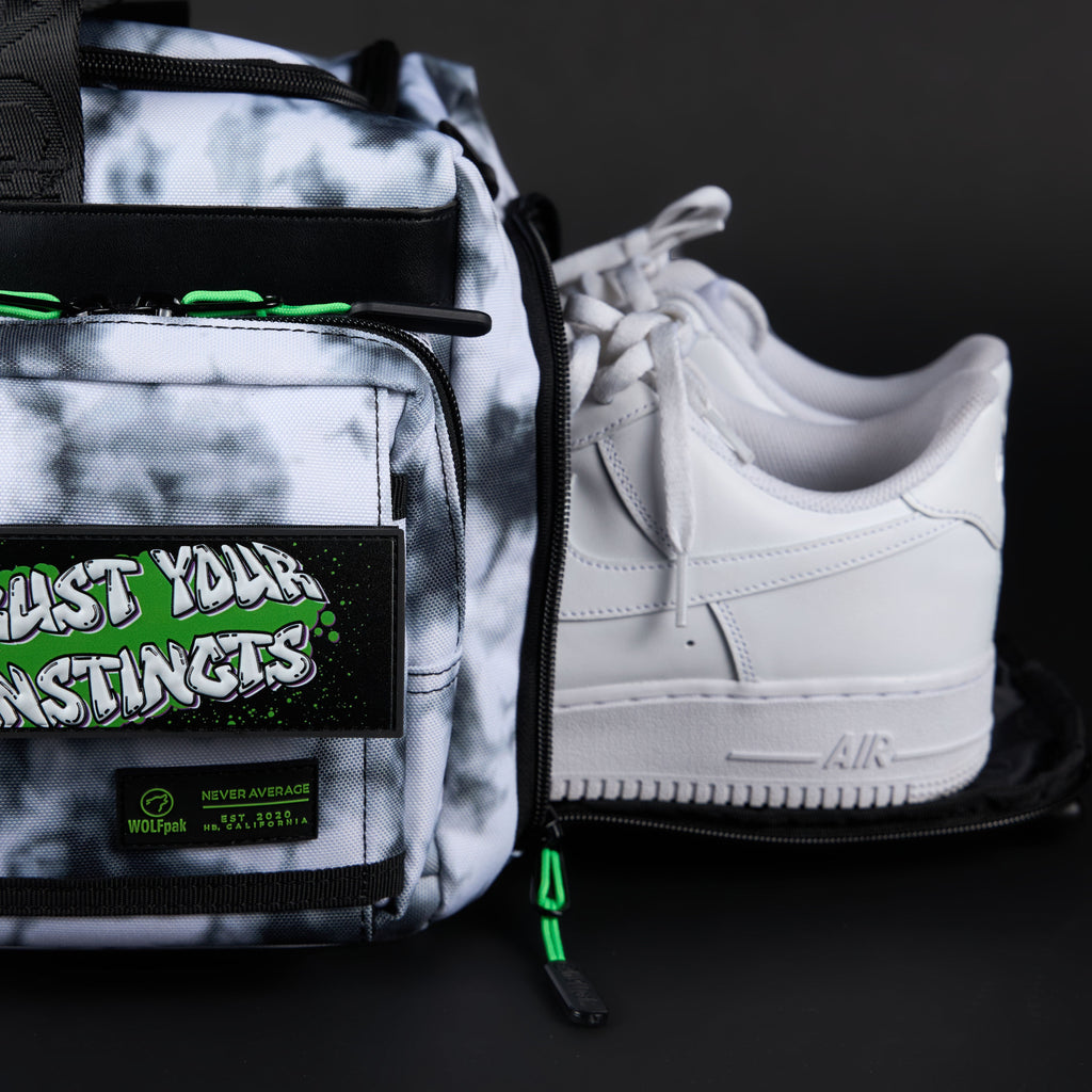 30L Perfect Duffle Bag Graffiti Green