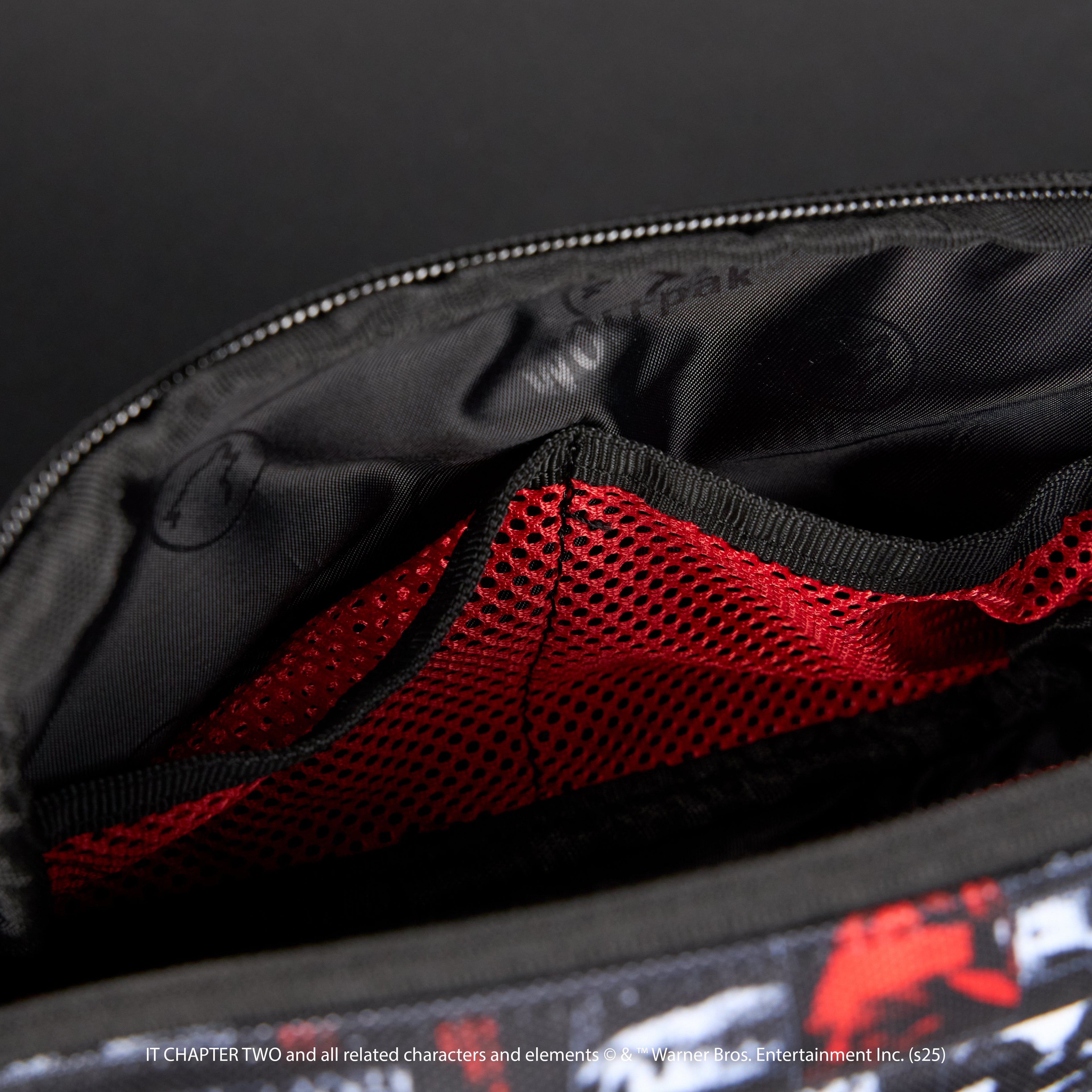 1.5L Crossbody Pack IT Chapter 2