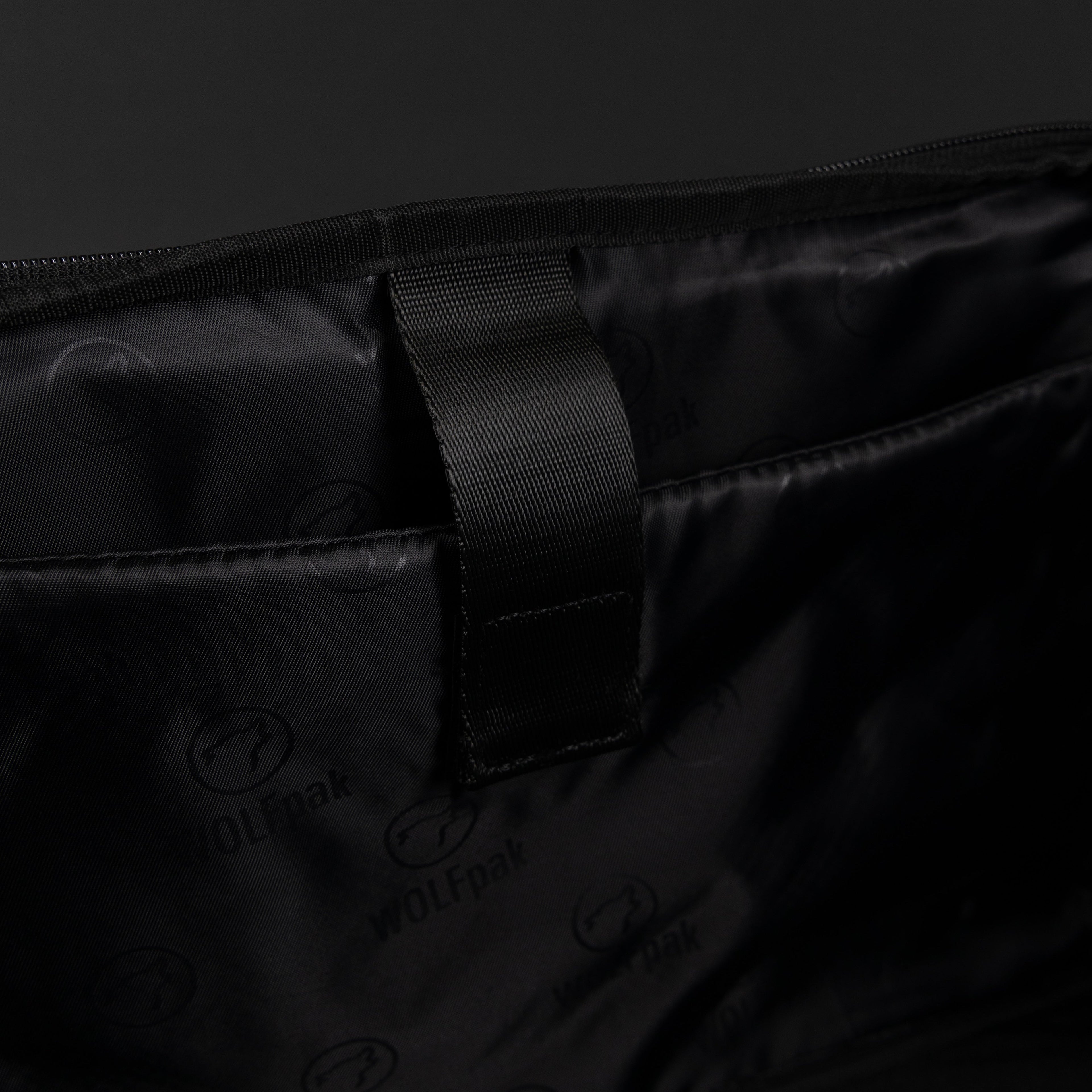 30L Perfect Duffle Bag Face Your Demons