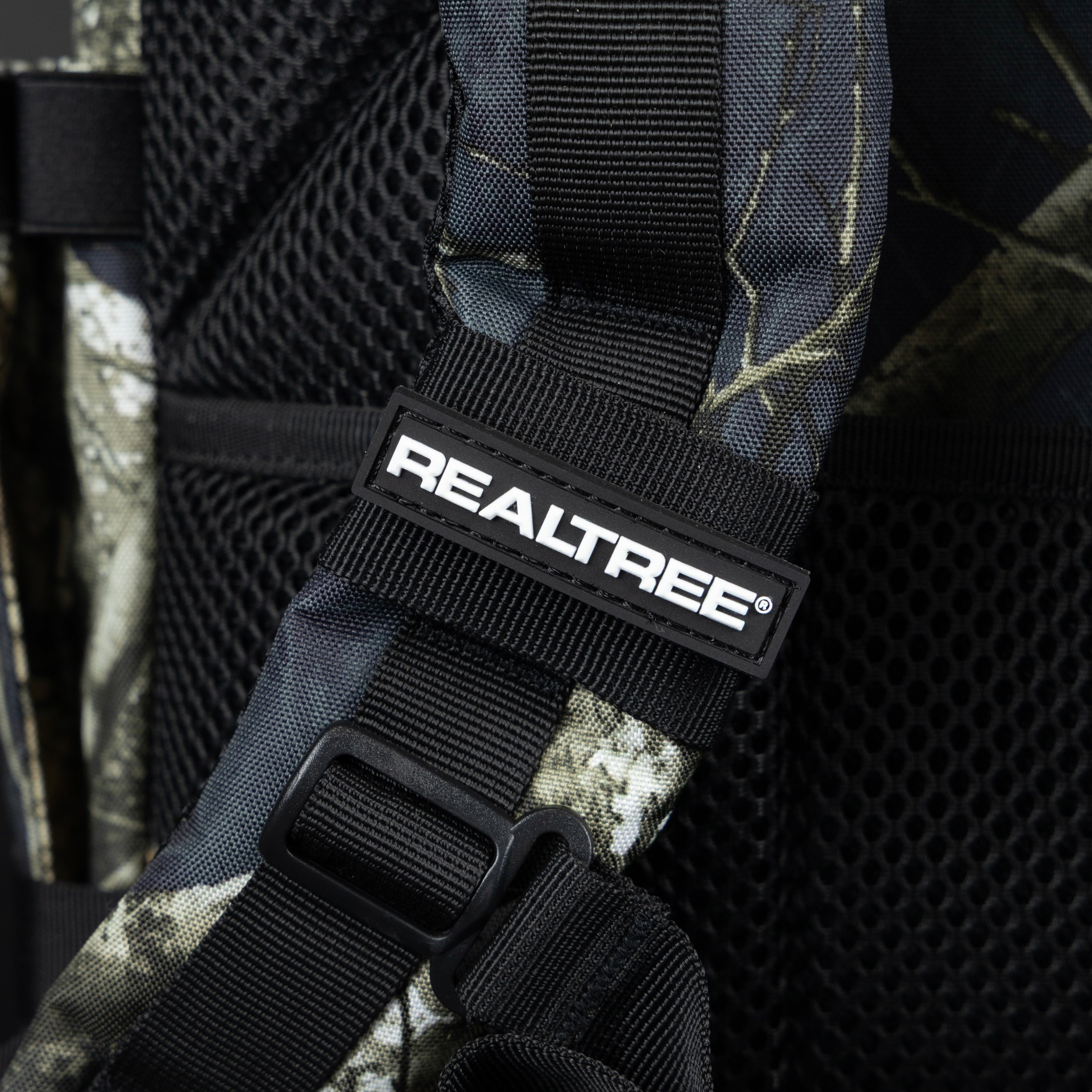 45L Backpack Realtree Edge Black