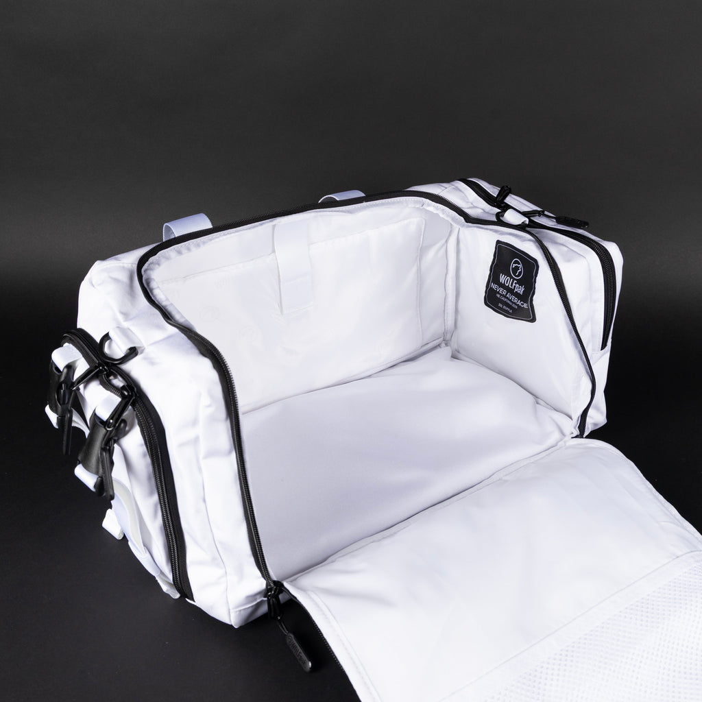 30L Perfect Duffle Bag Polar White