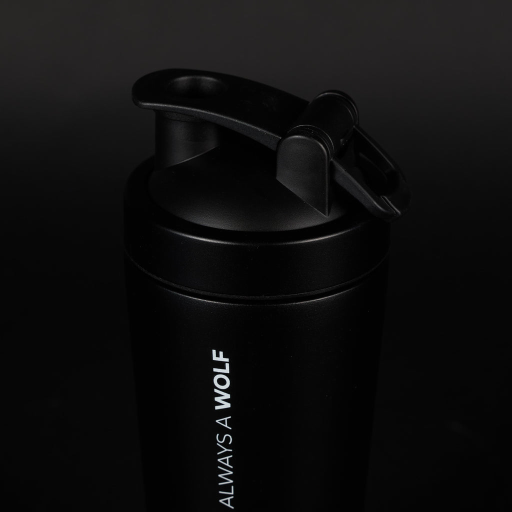 Alpha Black Shaker