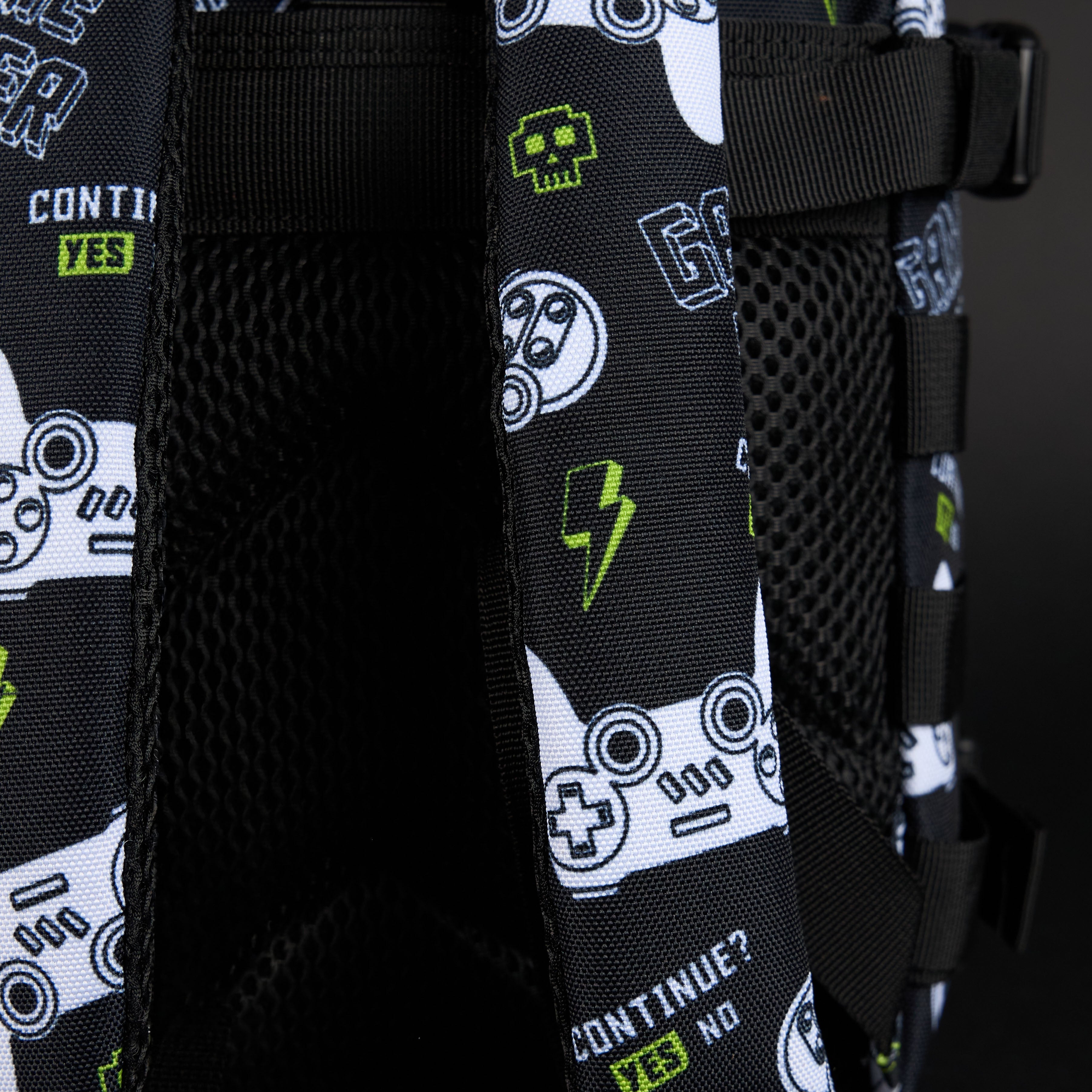 9L Backpack Mini Game Over