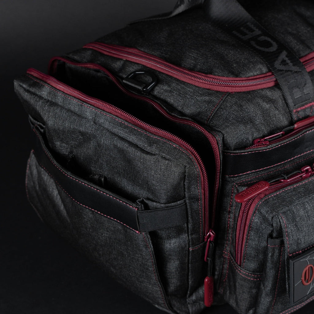 30L Perfect Duffle Bag Black Widow