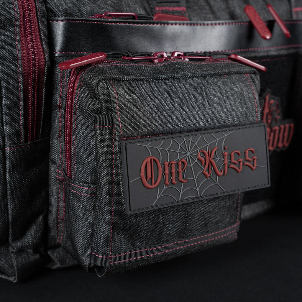 30L Perfect Duffle Bag Black Widow