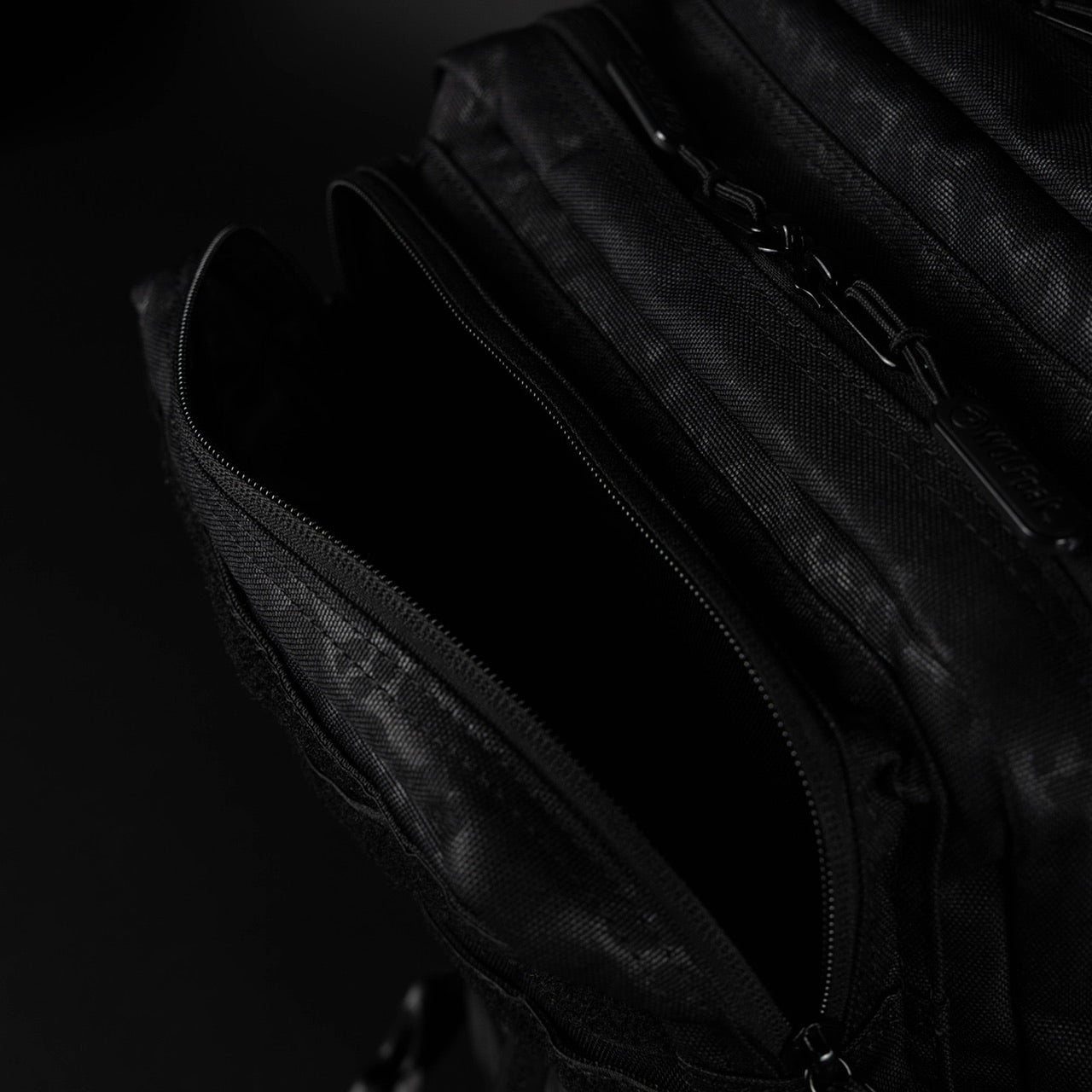 45L Backpack Black Leopard