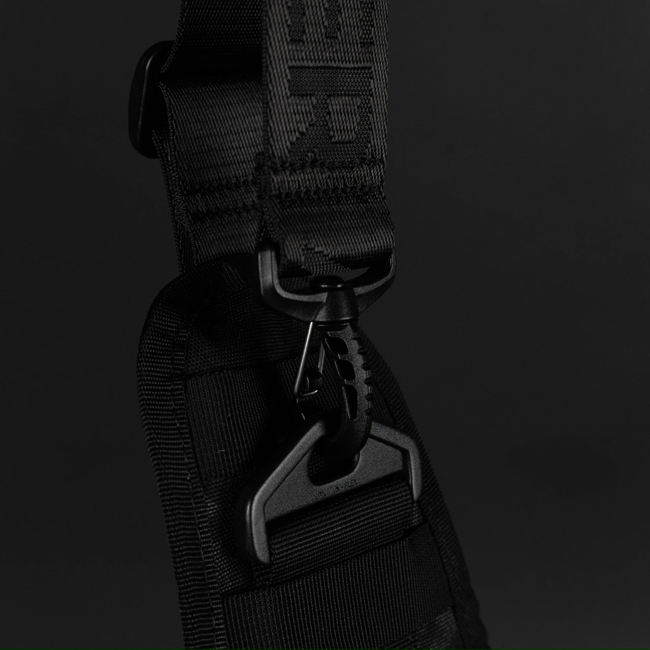 4L Mini Tactical Sling Bag Black Leopard